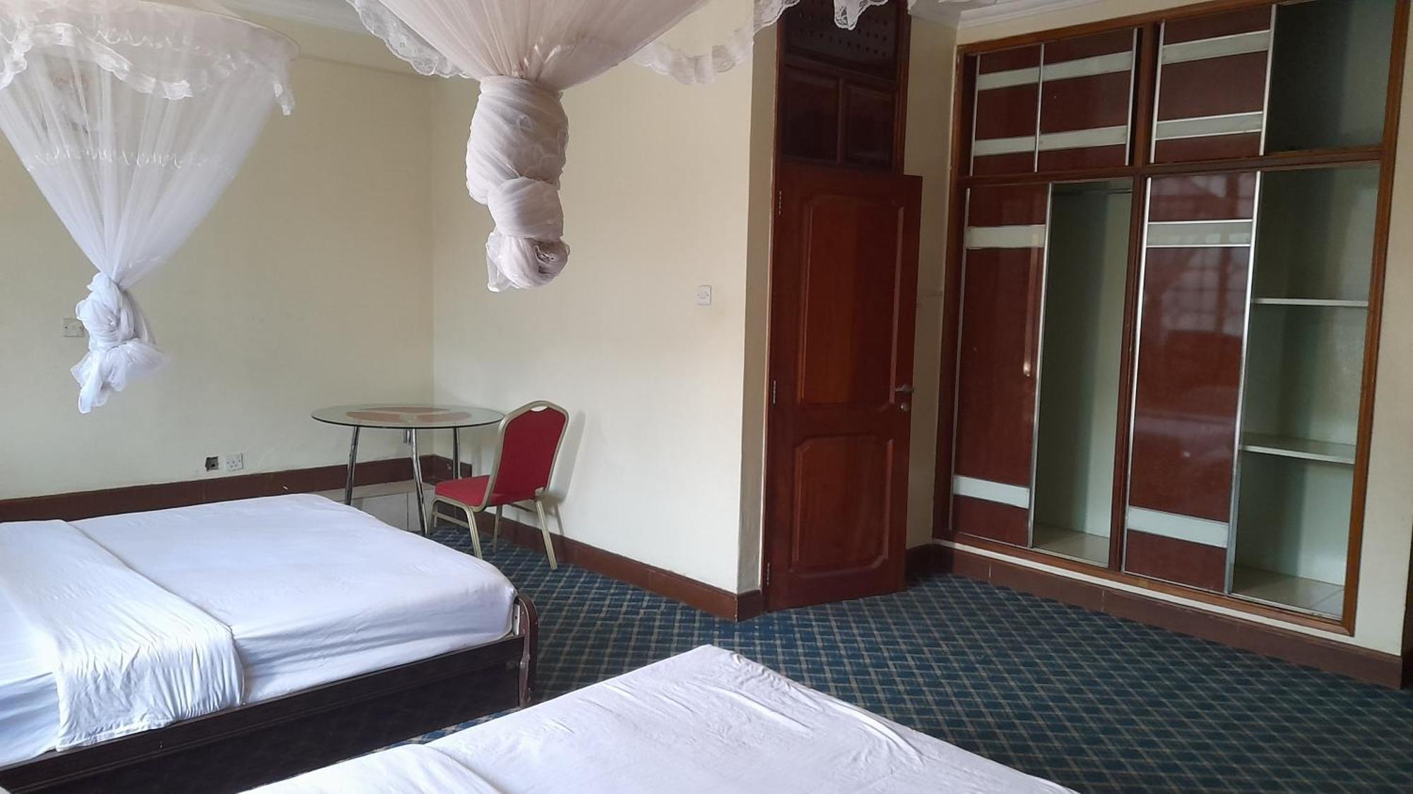 New Jbk Hotel Kampala Exterior photo