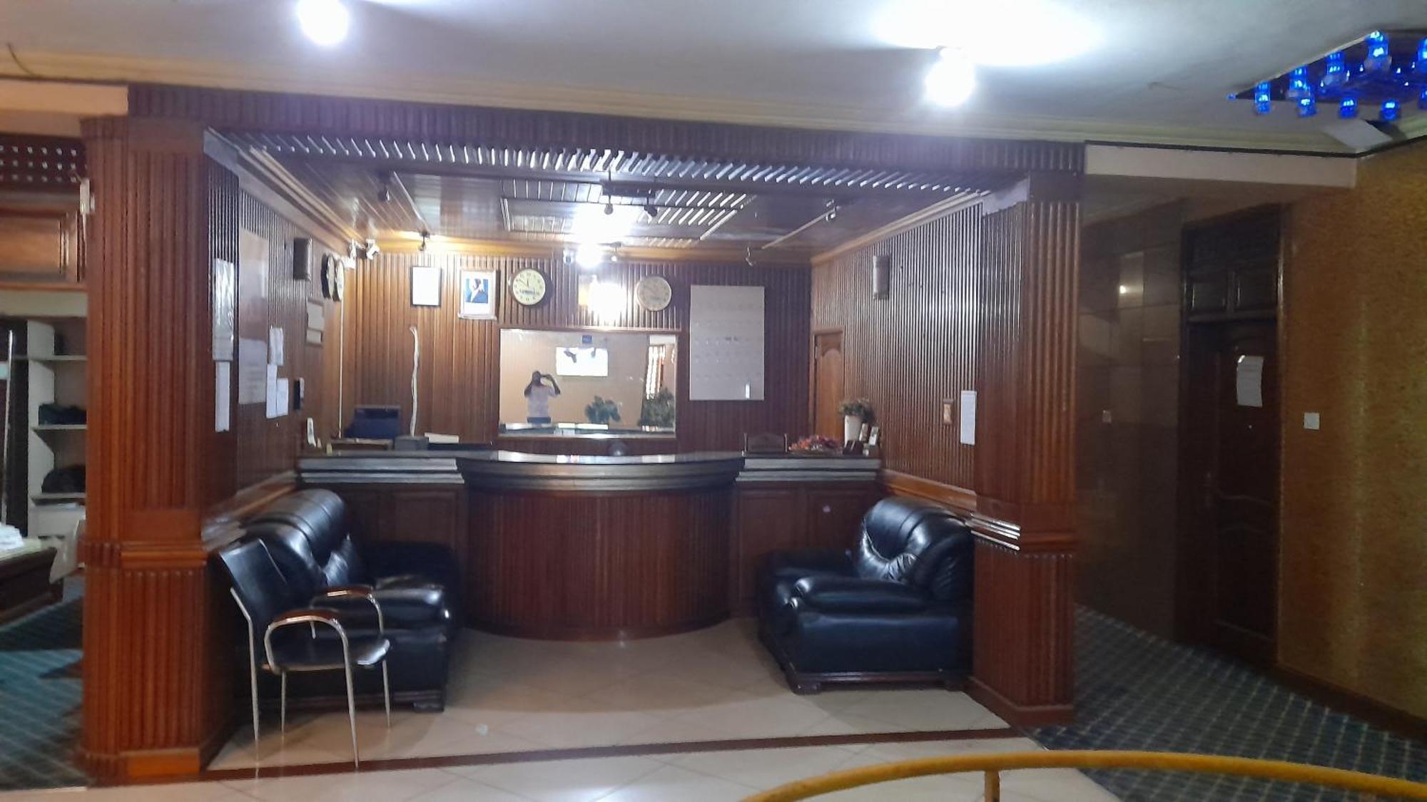 New Jbk Hotel Kampala Exterior photo