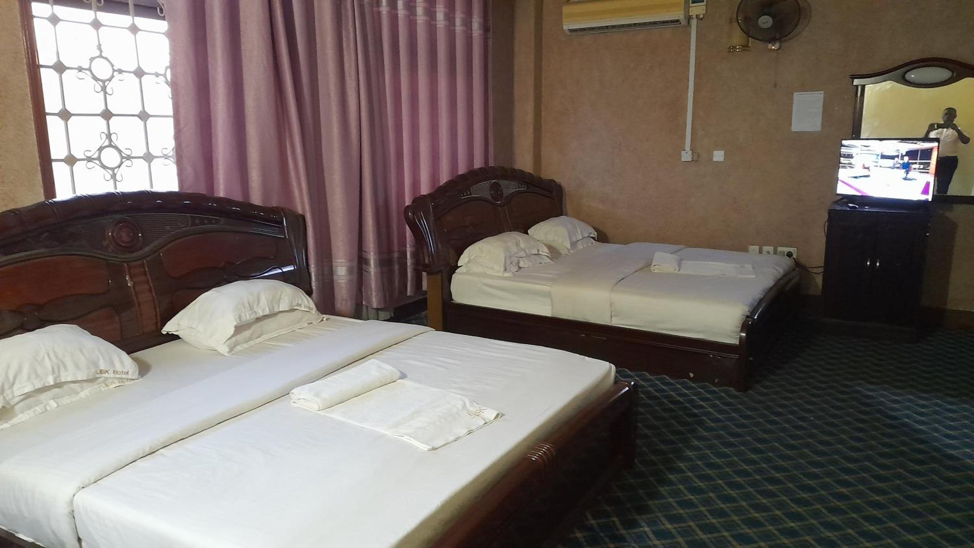 New Jbk Hotel Kampala Exterior photo