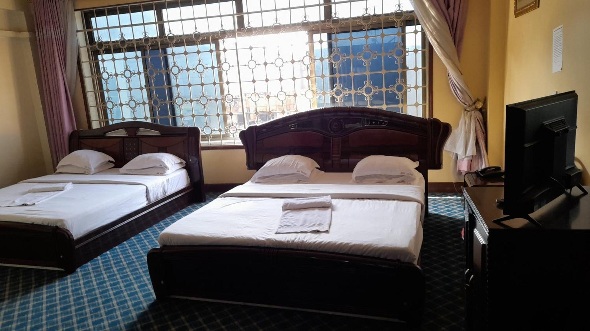 New Jbk Hotel Kampala Exterior photo