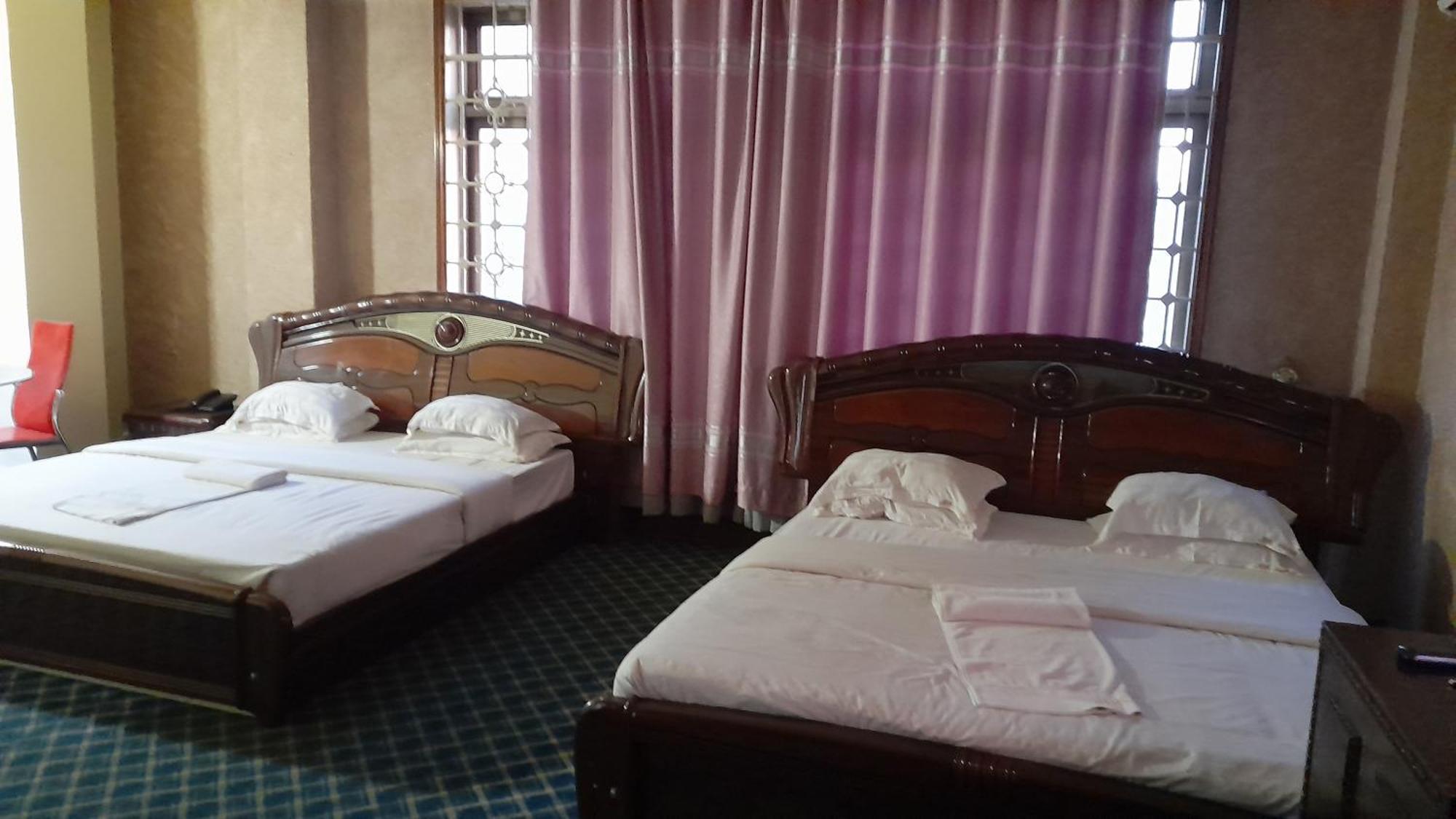 New Jbk Hotel Kampala Exterior photo