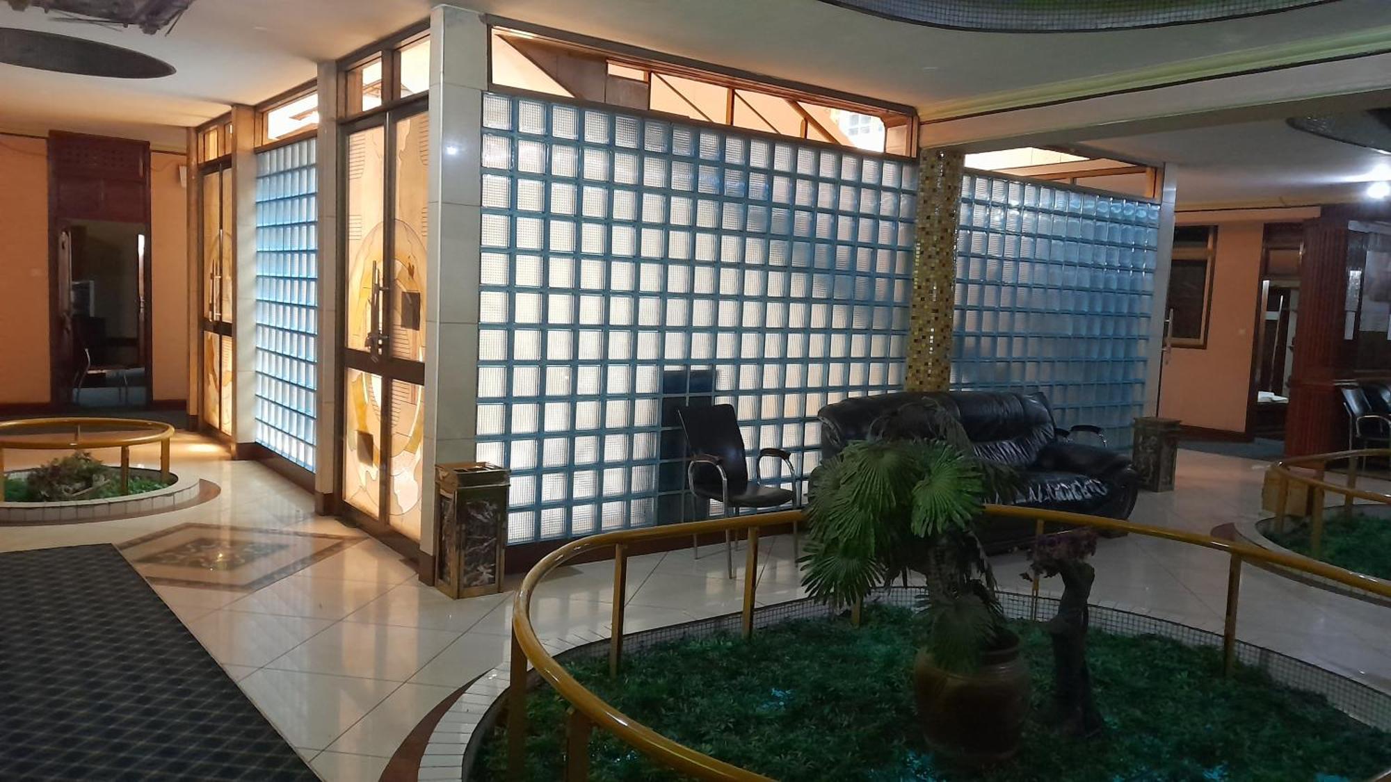 New Jbk Hotel Kampala Exterior photo